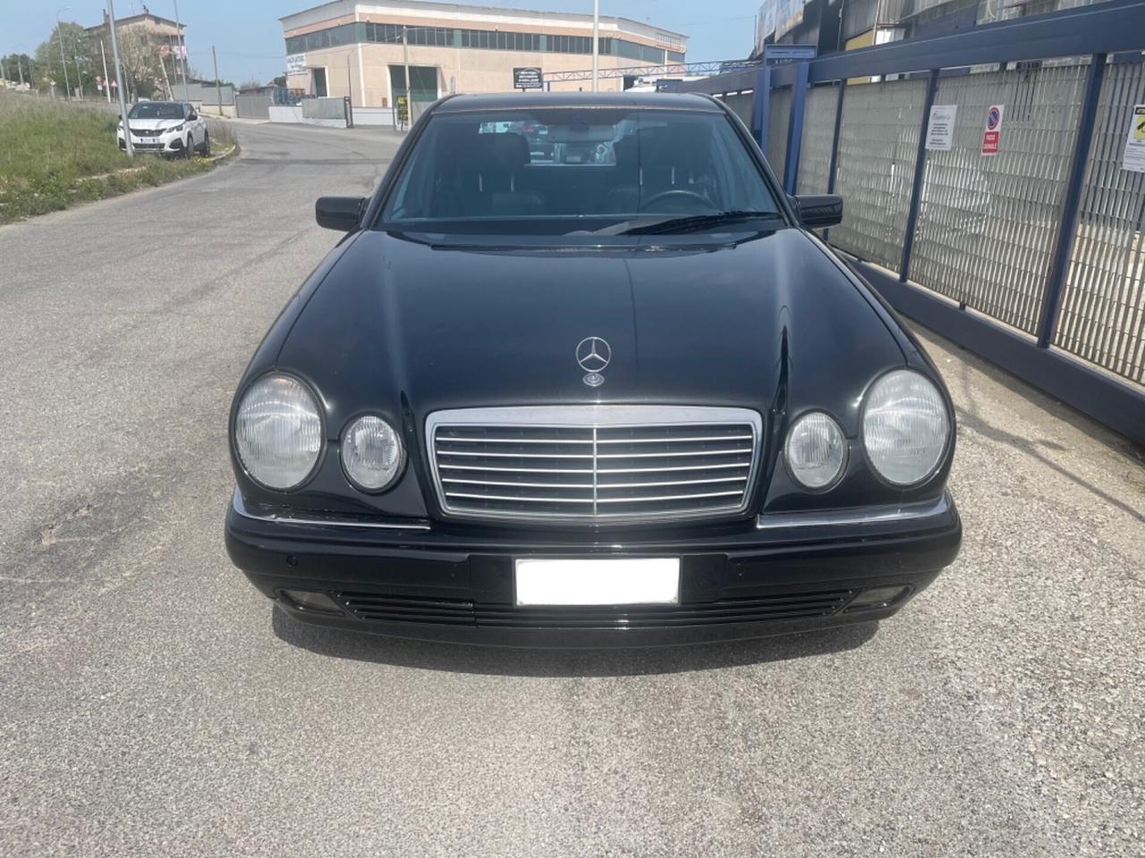 Mercedes-benz E 200 E 200 Kompressor cat Avantgarde