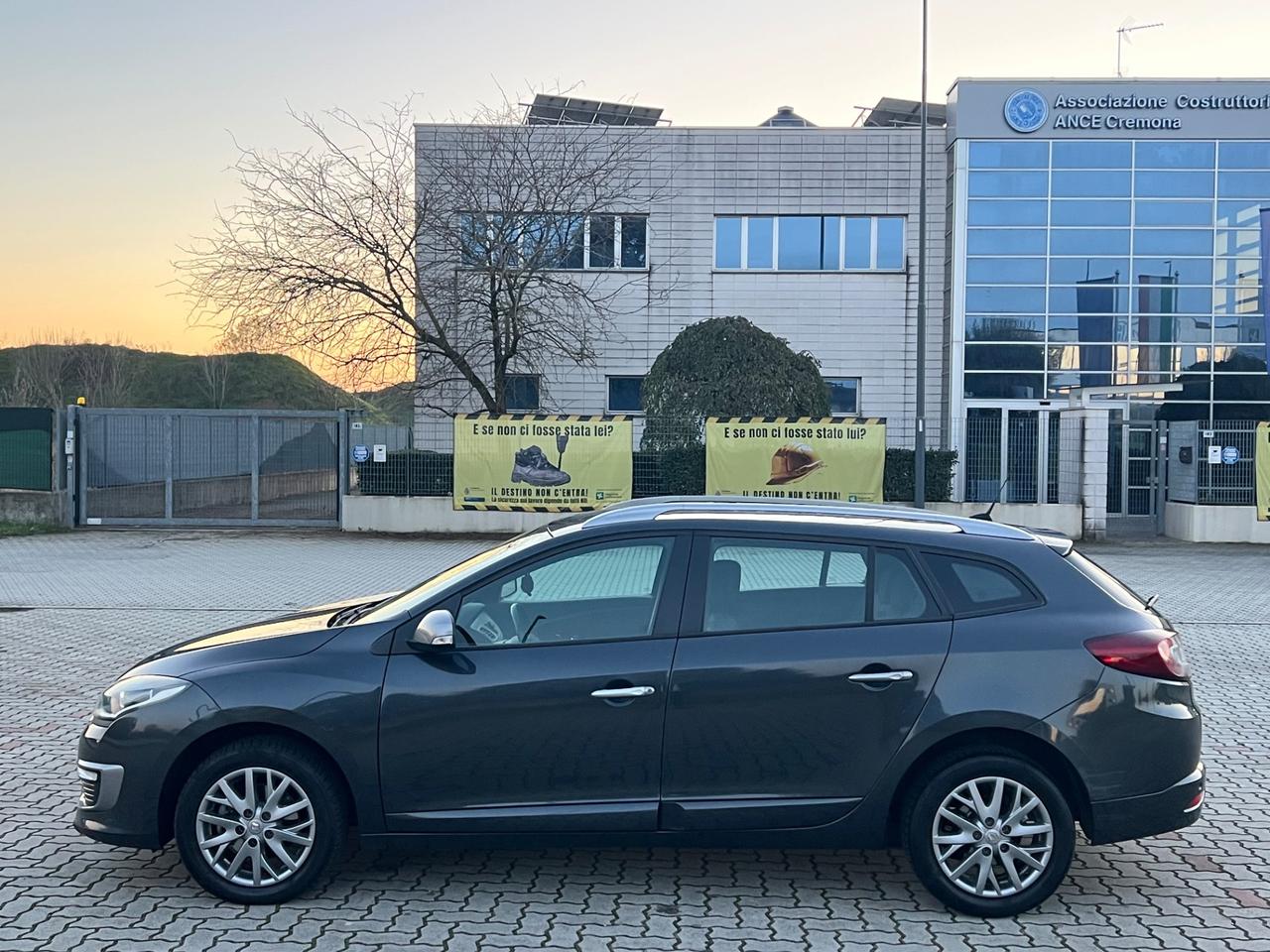 Renault Megane Mégane 1.5 dCi 110CV SporTour Wave