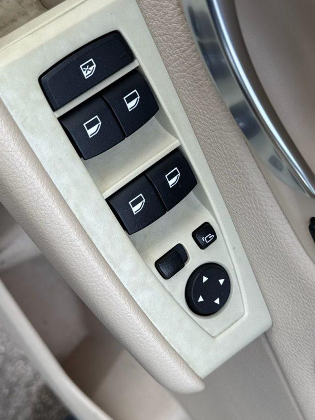 BMW 214 d Active Tourer Advantage OK Neopatentati