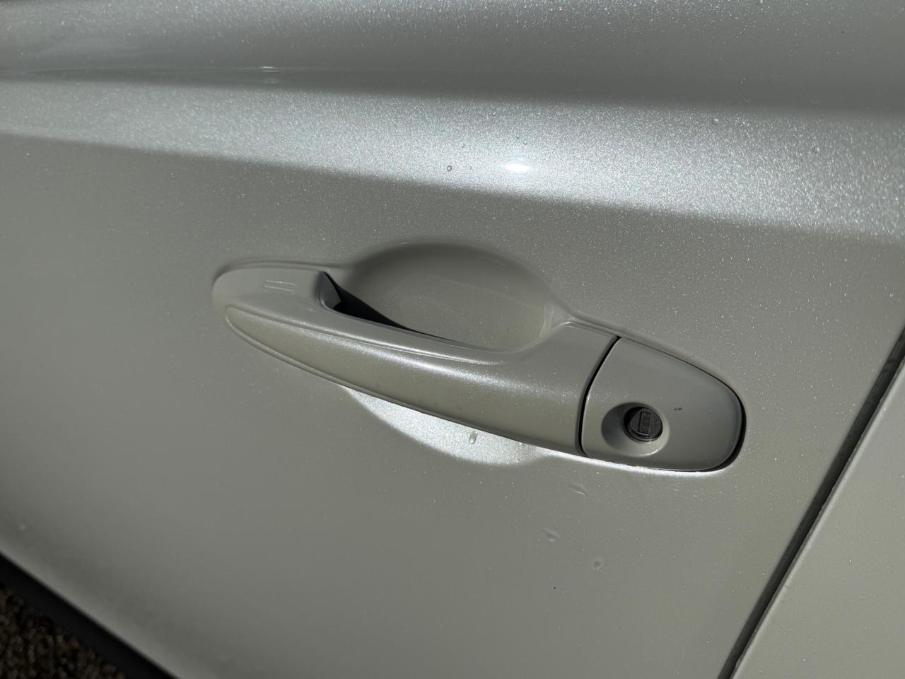 Toyota RAV 4 RAV4 2.0 D-4D 2WD Style my14"