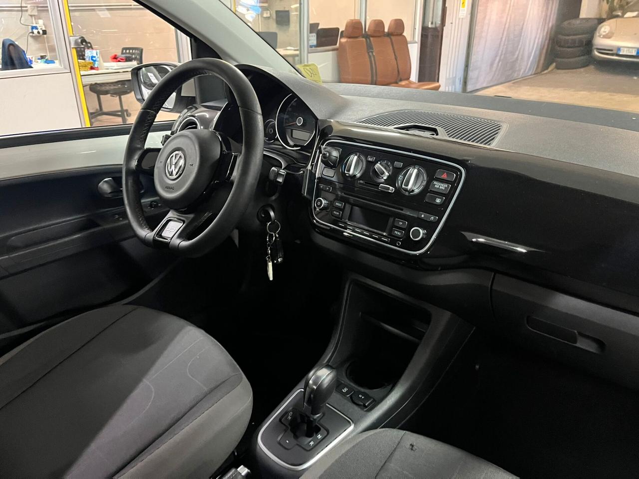 Volkswagen up CROSS 1.0 cambio automatico!!!