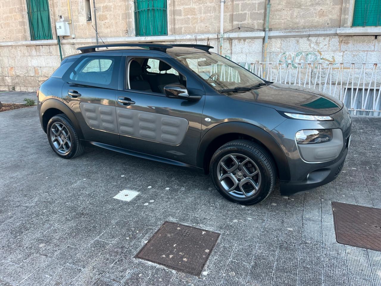 Citroen C4 Cactus 1.6 HDI CV 100 Shine UsatoGarantito