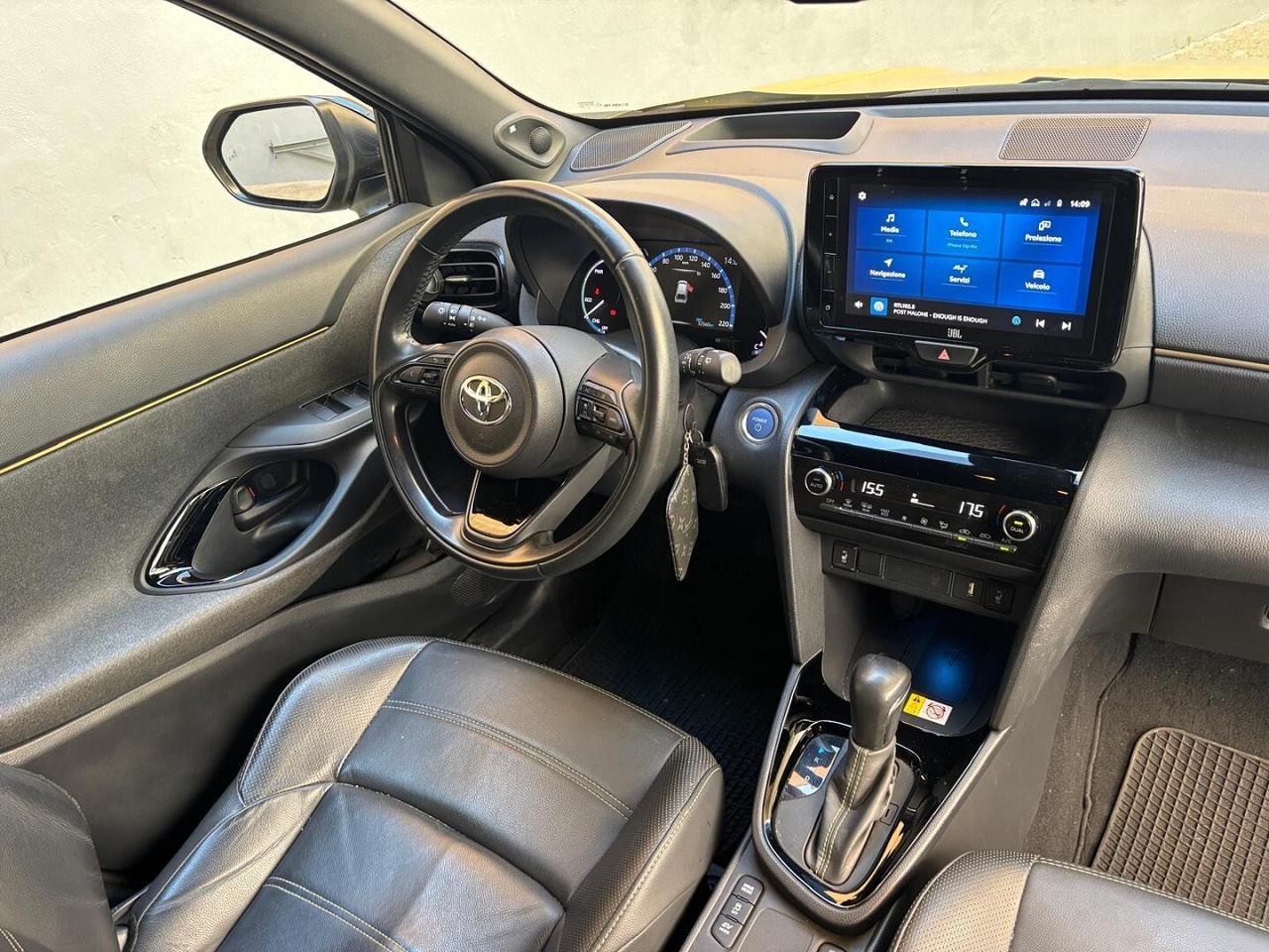 TOYOTA YARIS CROSS HYBRID 1.5 PREMIERE