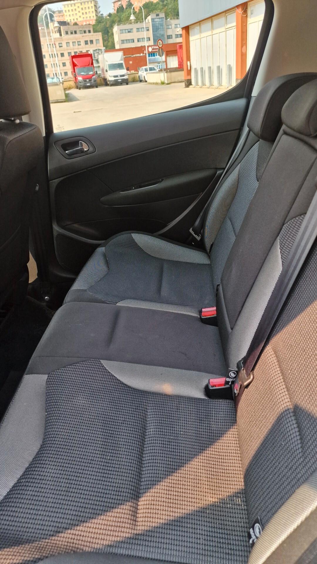 Peugeot 308 1.6 VTi 120CV 5p. Active