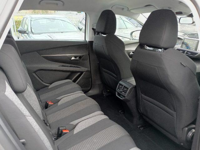 PEUGEOT 5008 Autocarro N1 5 Posti BlueHDi 130 S&S Active