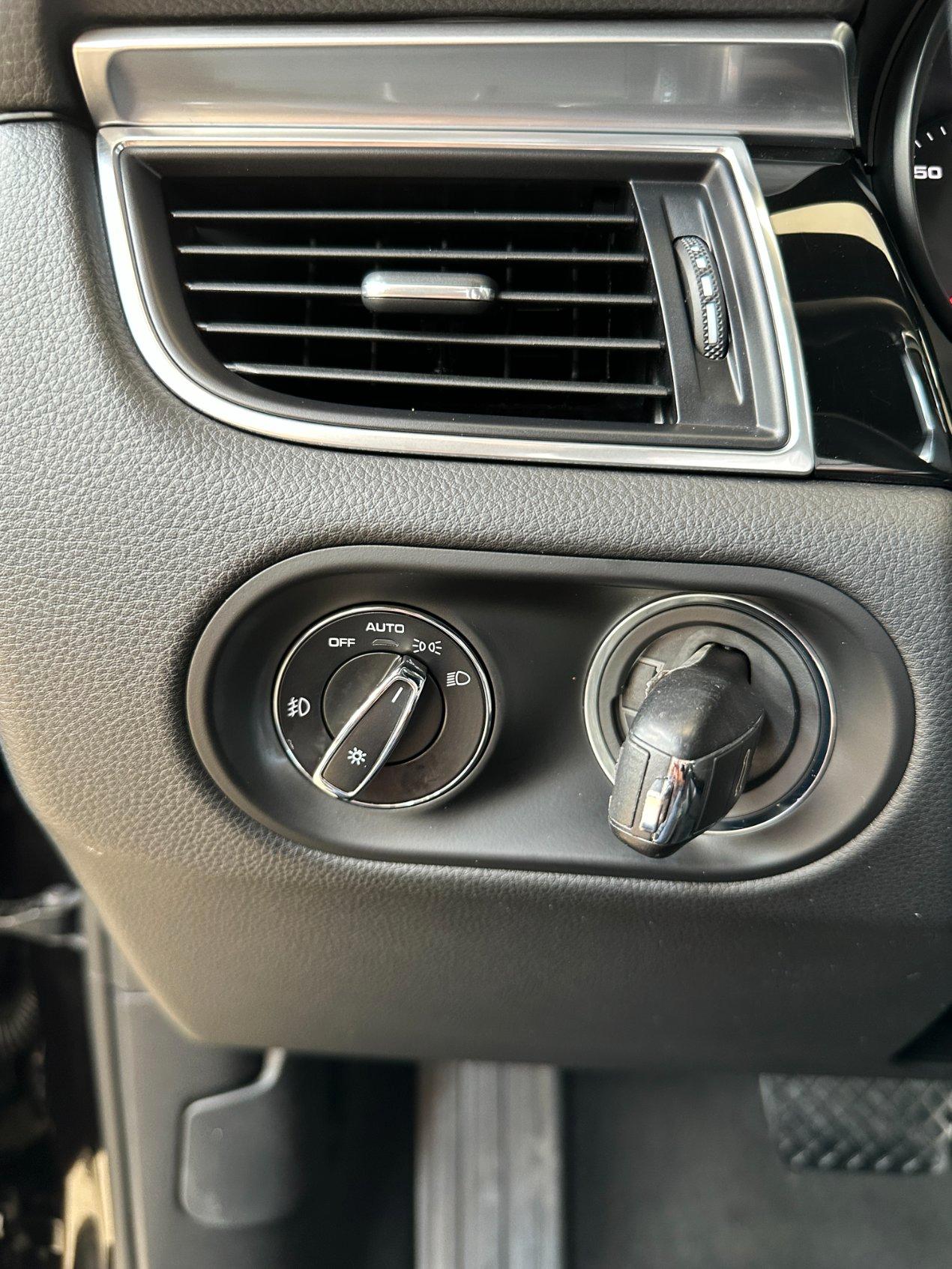 Porsche Macan 2.0 252cv PDK-20"-PASM-Carplay-Telecamera