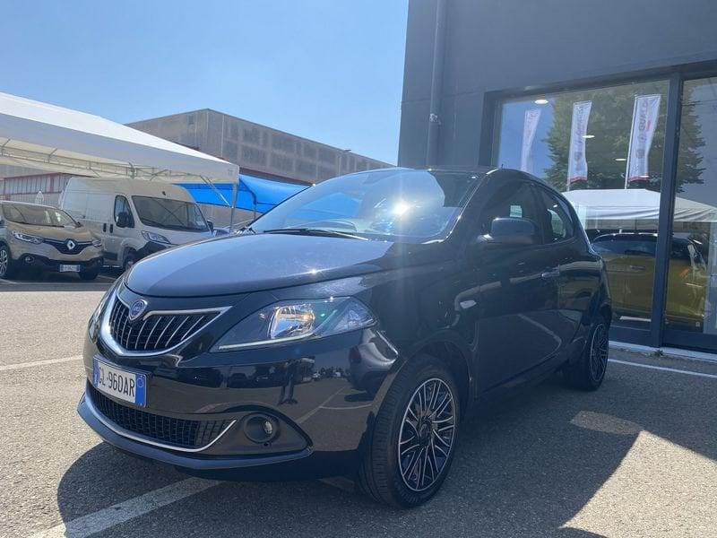 Lancia Ypsilon 1.0 FireFly 5 porte S&S Hybryd Gold