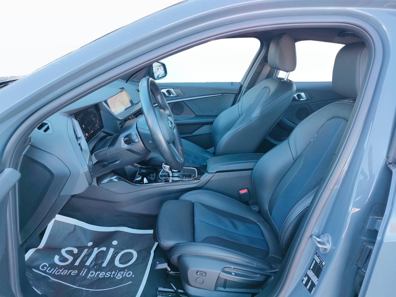 BMW Serie 1 F40 - 118d Msport auto