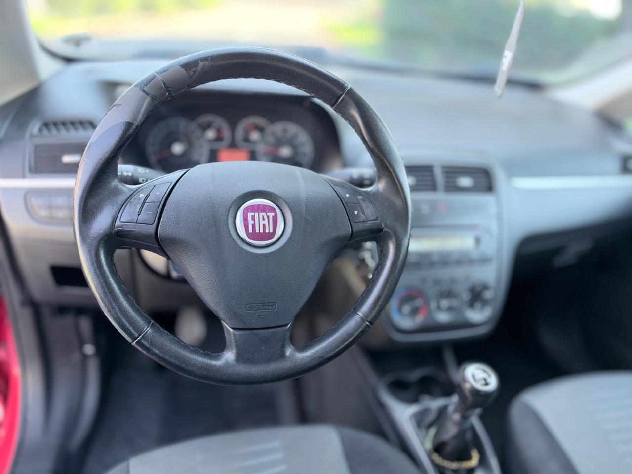 FIAT GRANDE PUNTO 1.2 BENZINA 5 PORTE GARANZIA 12 MESI