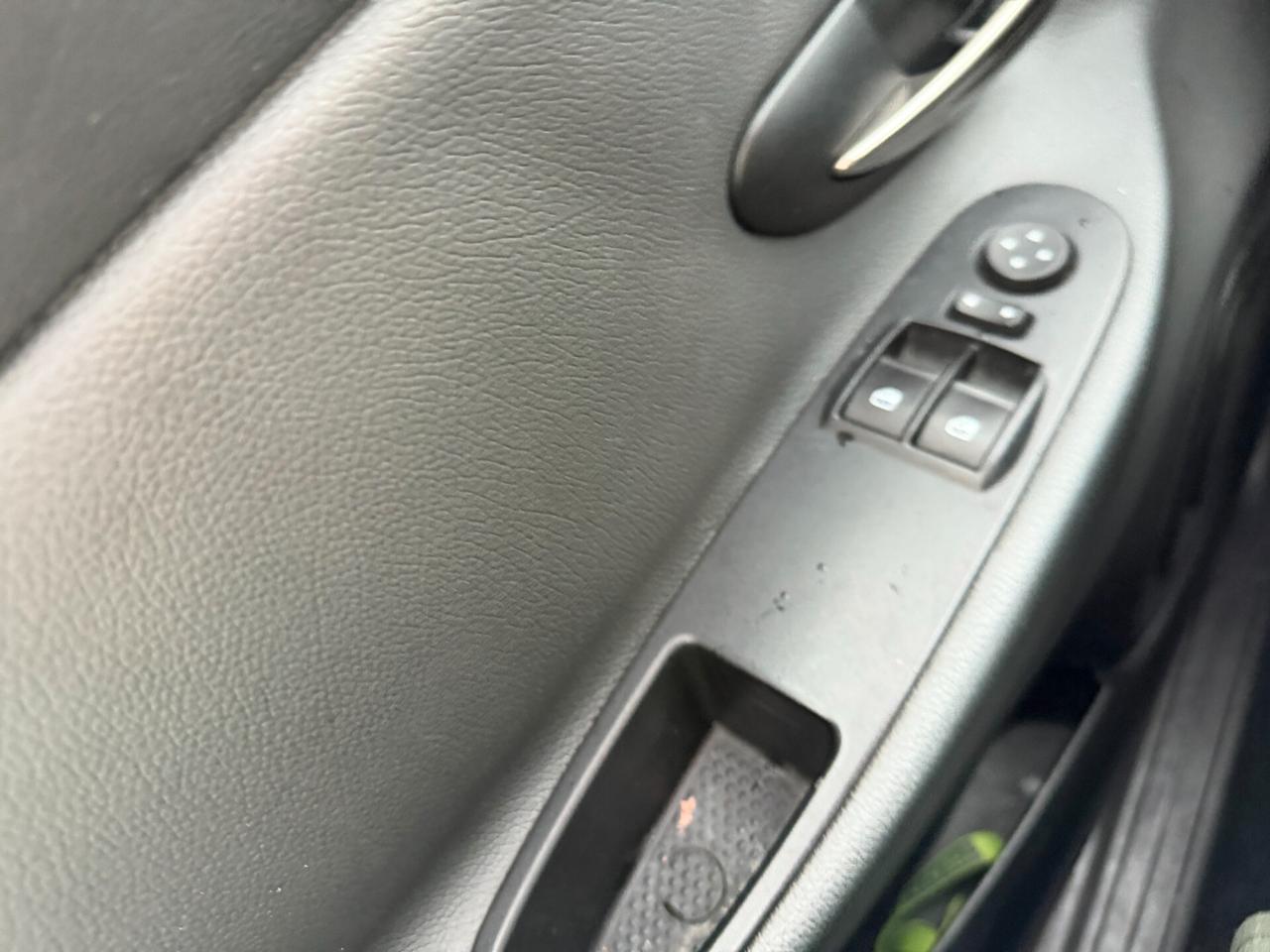 LANCIA YPSILON ANNO 2014 1.2 BENZINA/GPL 69 CV