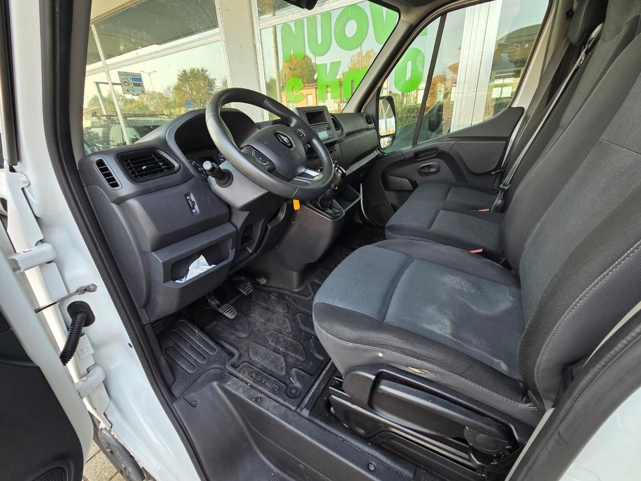 Renault Master T35 2.3 dCi 135 PL-TM Pianale Cabinato Ice