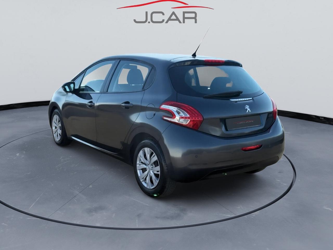 Peugeot 208 1.4 HDi 68 CV 5 porte Allure