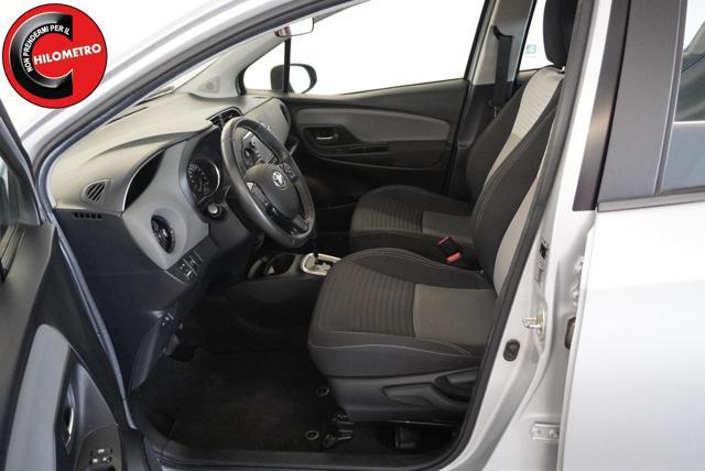 TOYOTA Yaris 1.5 Hybrid 5 porte Business