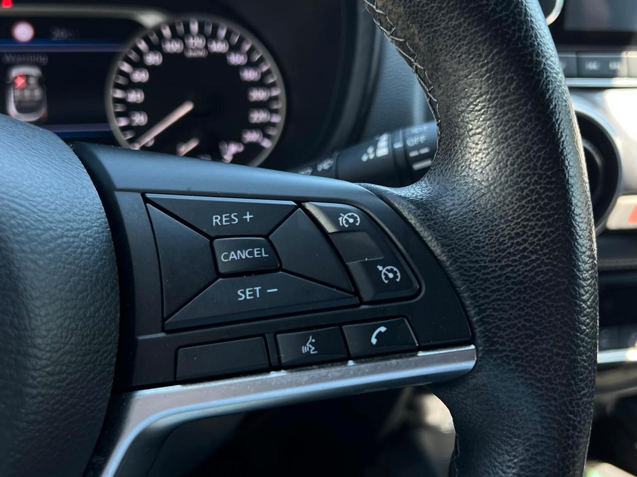 Nissan Juke 1.0 DIG-T 114 CV N-Connecta