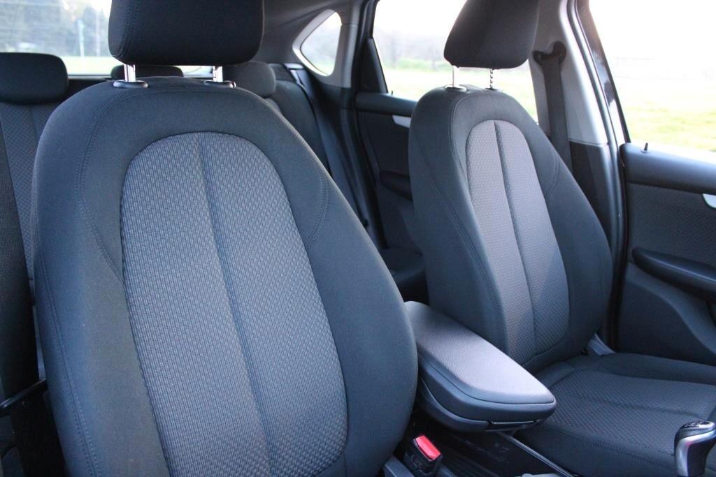 BMW 216d A.T. *FULL LED *NAVI