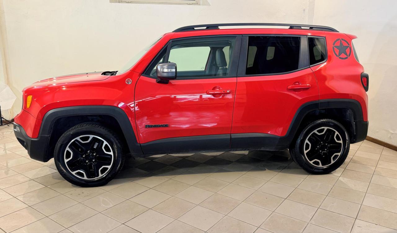 Jeep Renegade 2.0 mjt Trailhawk 4wd 170cv auto Gancio Traino