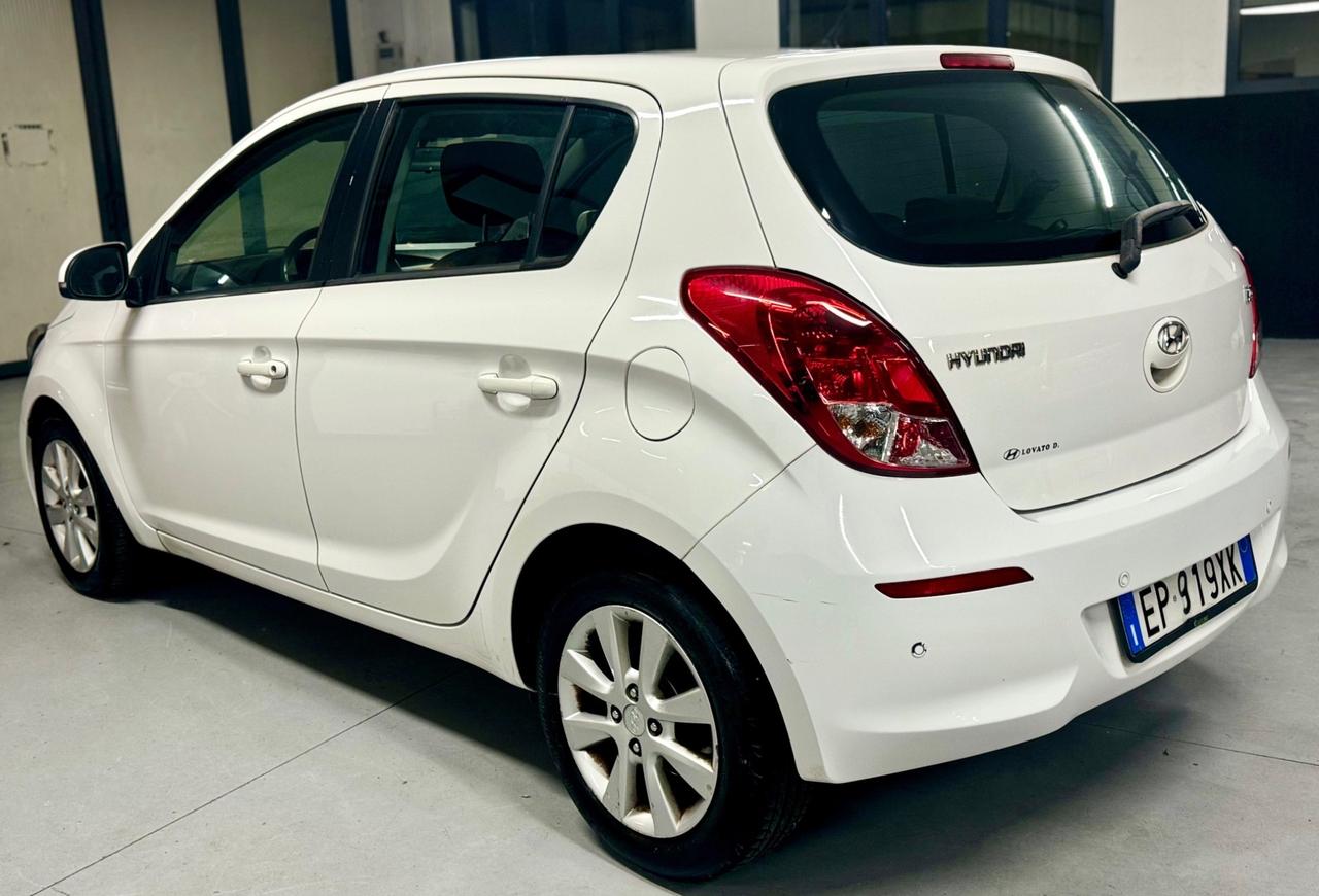 Hyundai i20 1.2 Benzina 85cv Neopatentati 2013