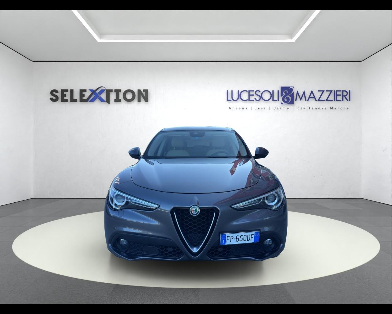 ALFA ROMEO Stelvio - Stelvio 2.2 Turbodiesel 210 CV AT8 Q4 Executive