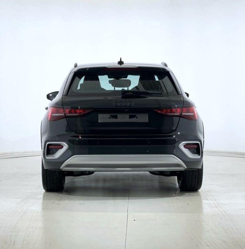 Audi A3 A3 allstreet 35 TDI S tronic Identity Contrast