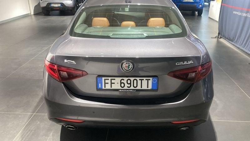 Alfa Romeo Giulia 2.2 Turbodiesel 180 CV Super