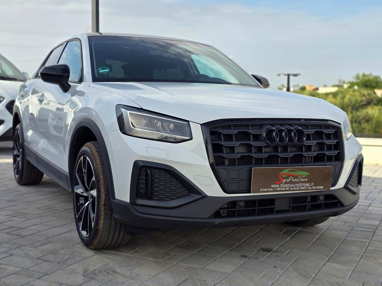 AUDI Q2 30 TDI Business Advanced