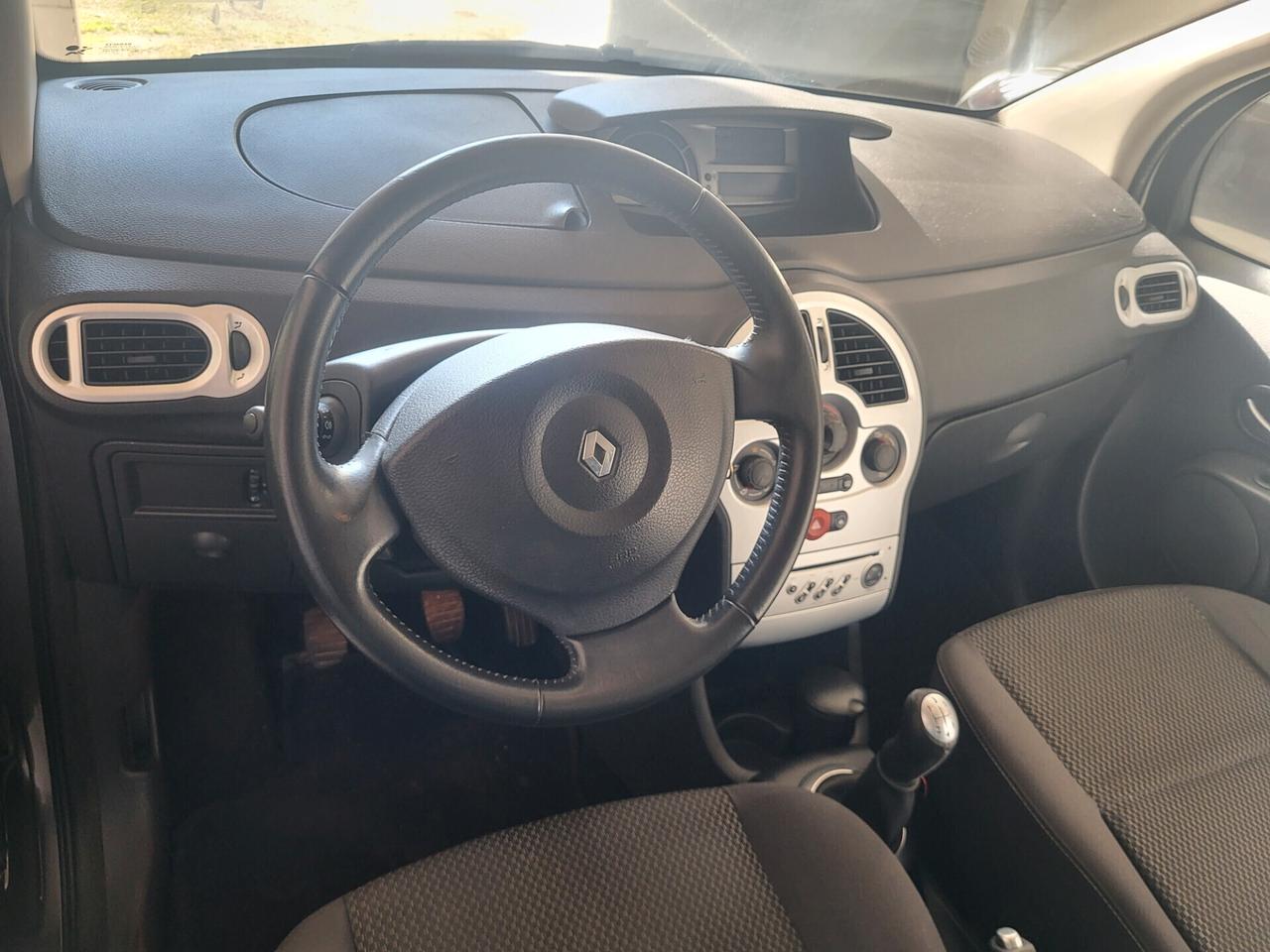 Renault Modus Grand 1.2 16V Dynamique