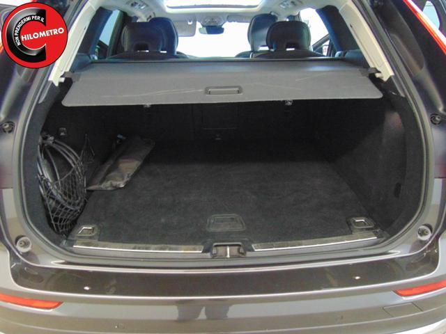 VOLVO XC60 T6 Recharge Plug-in Hybrid AWD automatico Essentia