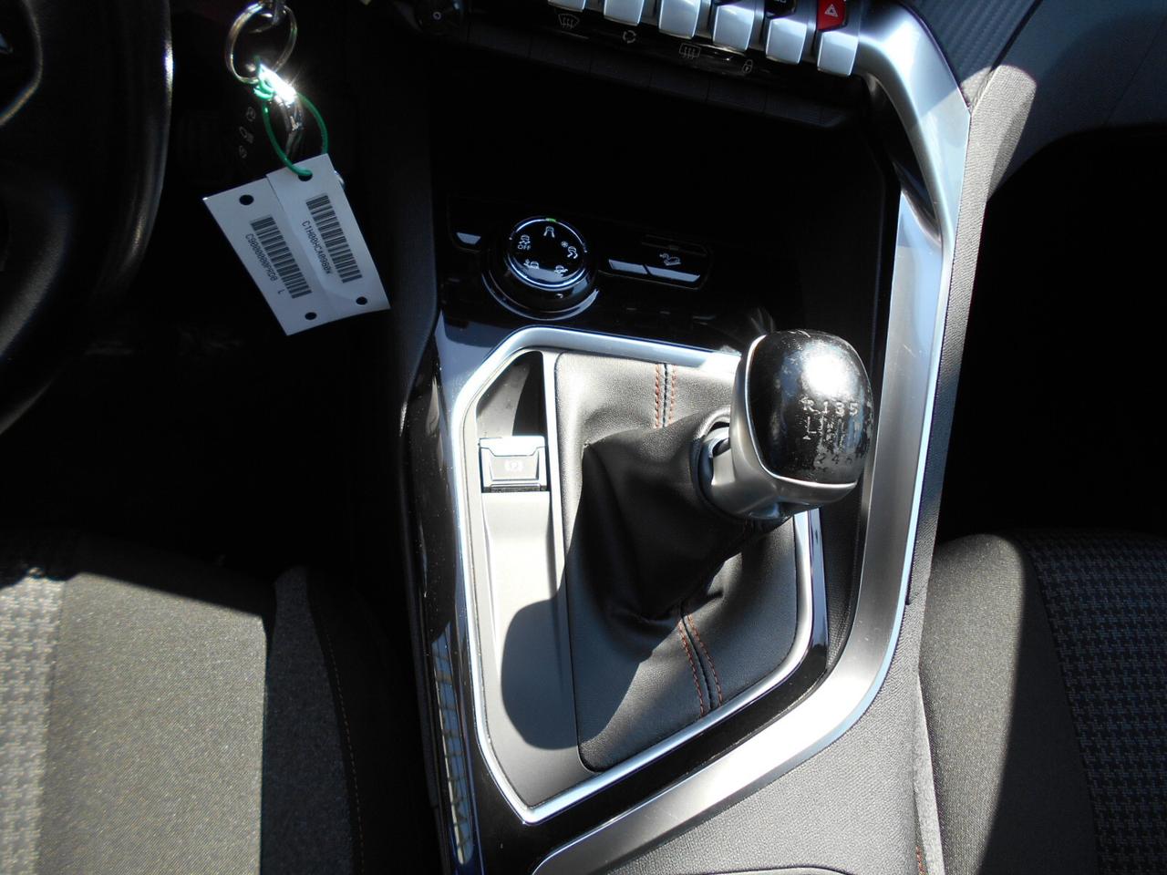 Peugeot 3008 BlueHDi 130 S&S Active