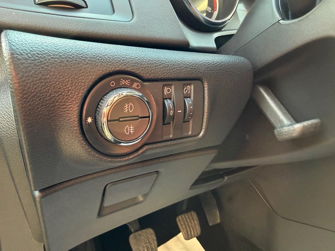 Opel Astra 1.4 Turbo 140CV Sports Tourer GPL Tech Elective