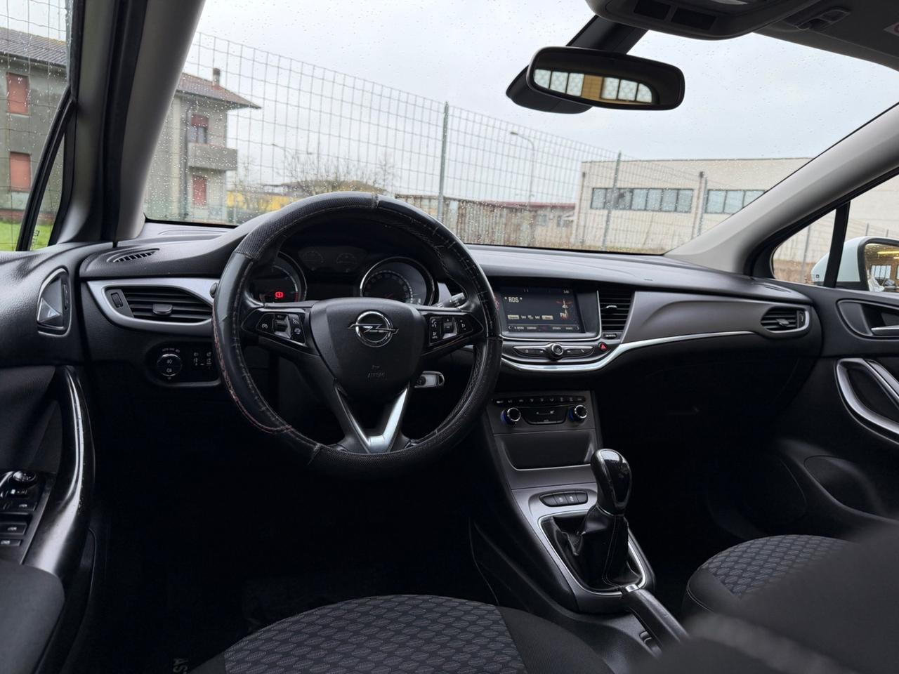 Opel Astra 1.6 CDTI Sports Tourer Cosmo