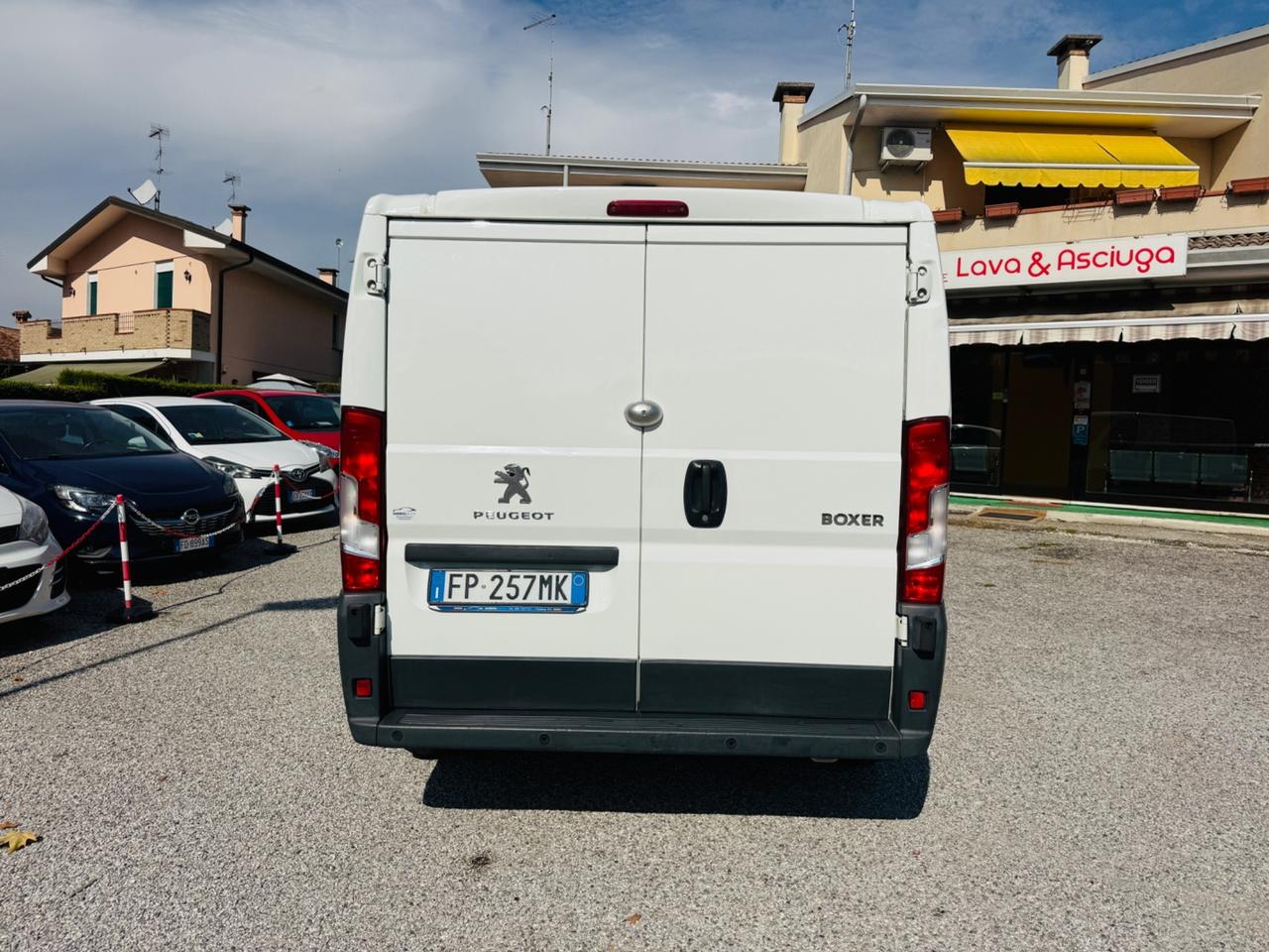 Peugeot