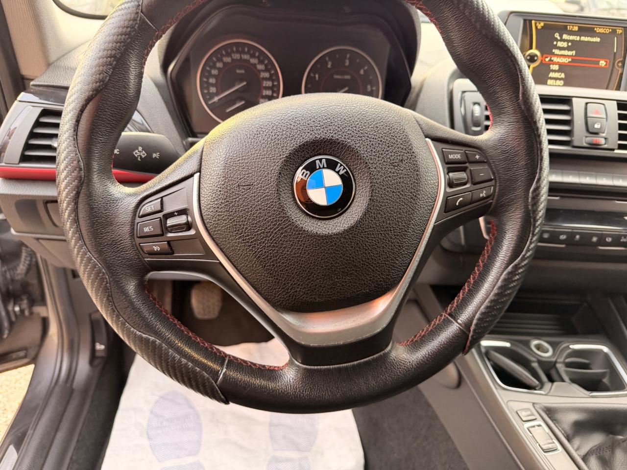 Bmw 118 118d 5p. Msport