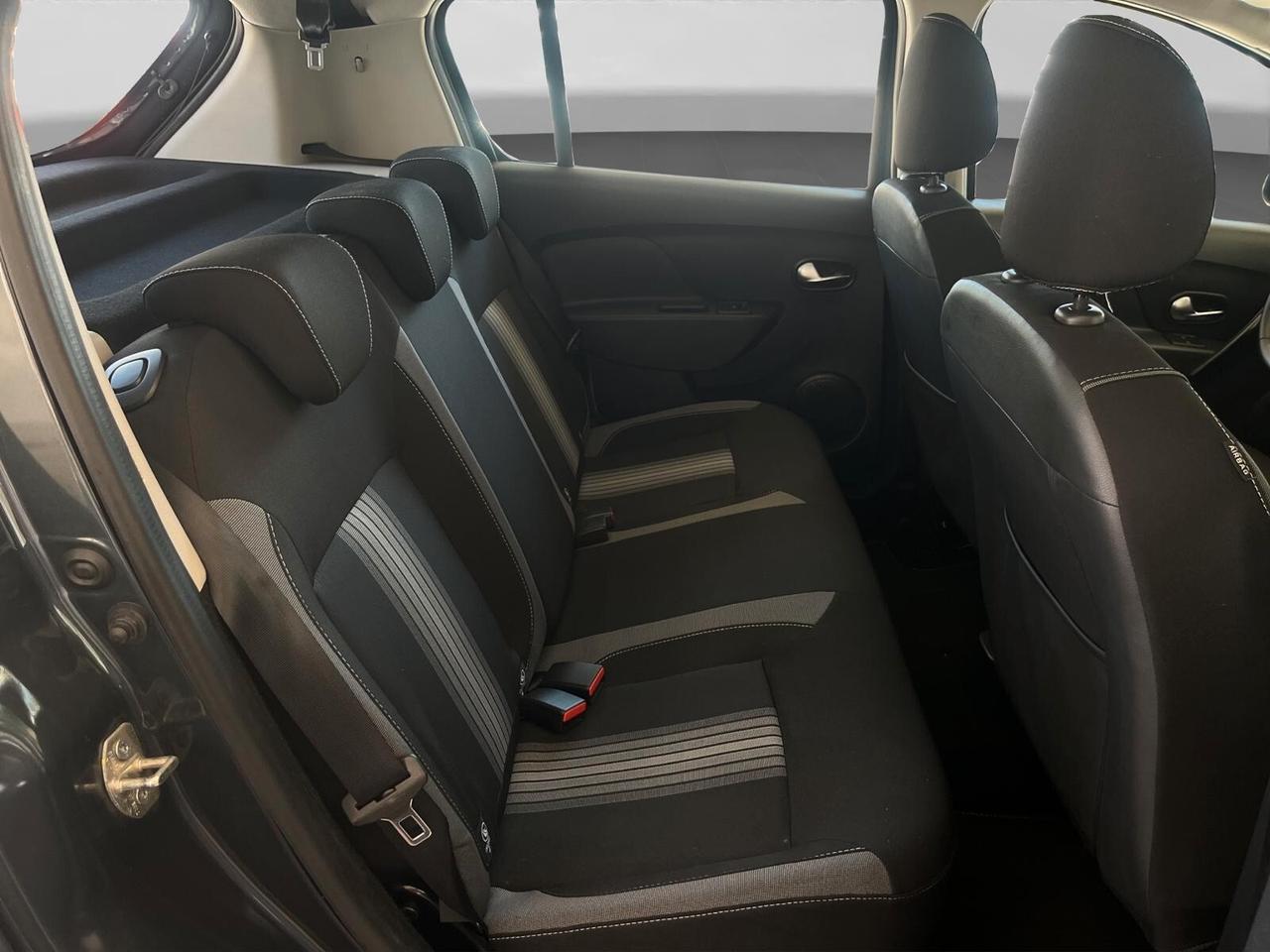 Dacia Sandero Stepway 0.9 GPL 90cv SS WOW NEOPATENTATI