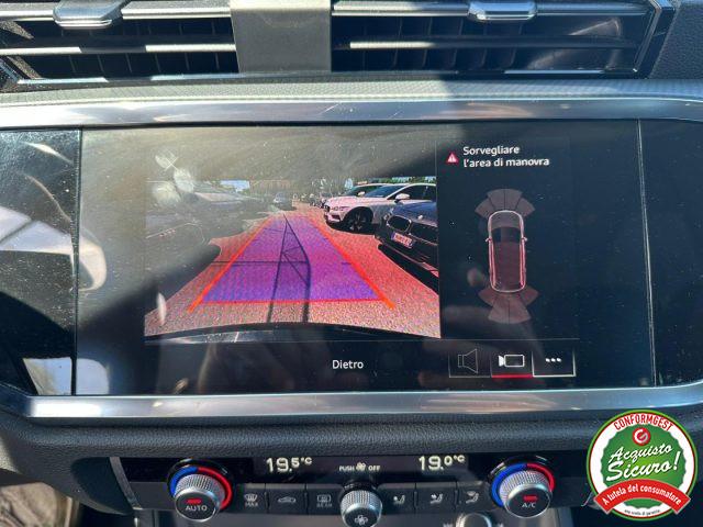 AUDI Q3 45 TFSI e S tronic Business PLUG-IN