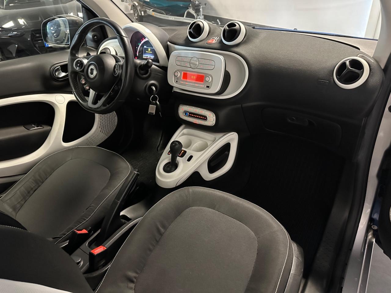 SMART 453 FORTWO 1.0 AUTOMATICA 71CV GARANZIA