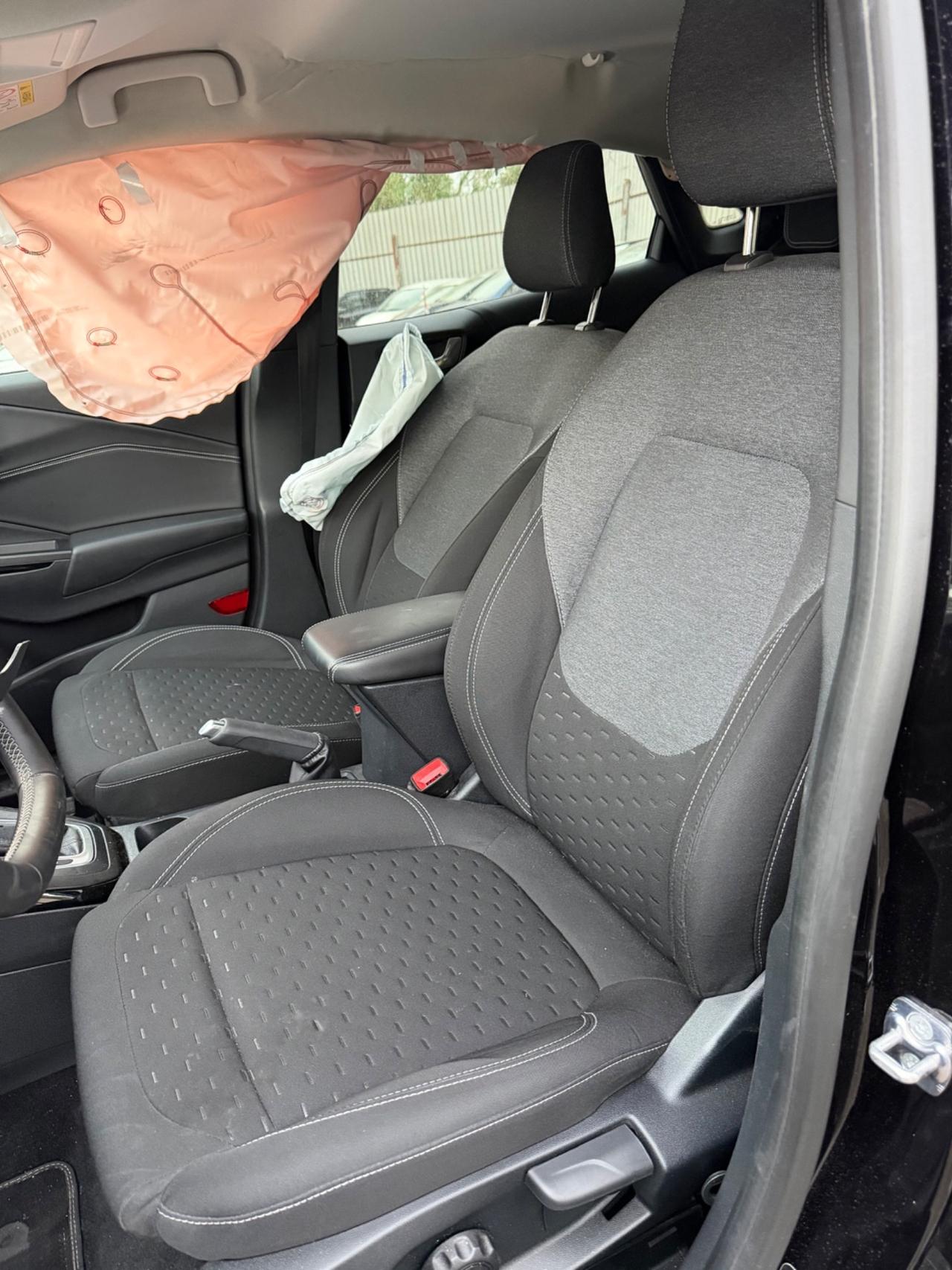 Ford Puma 1.0 EcoBoost Hybrid 125 CV S&S aut. Titanium