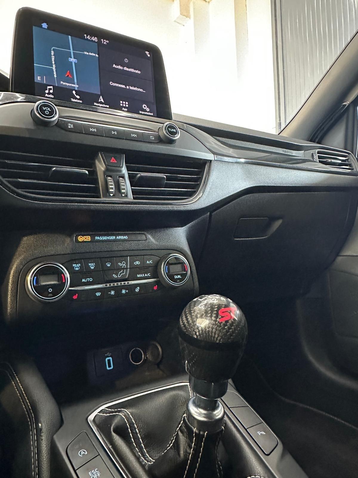 Ford Focus 2.3 EcoBoost 280 CV 5p. ST