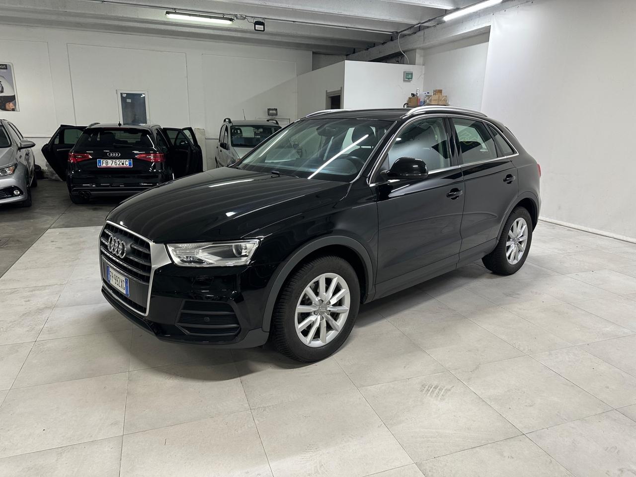 Audi Q3 2.0 TDI 120 CV S tronic Business