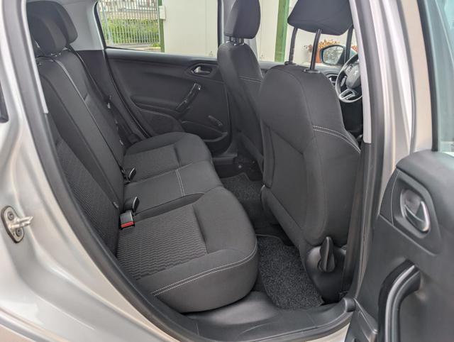 PEUGEOT 208 1° serie BlueHDi 75 5 porte Allure Tagliandata