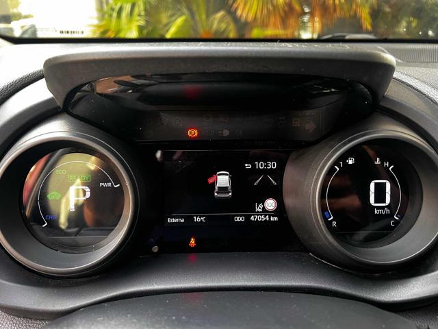 TOYOTA Yaris 1.5 Hybrid 5 porte Trend