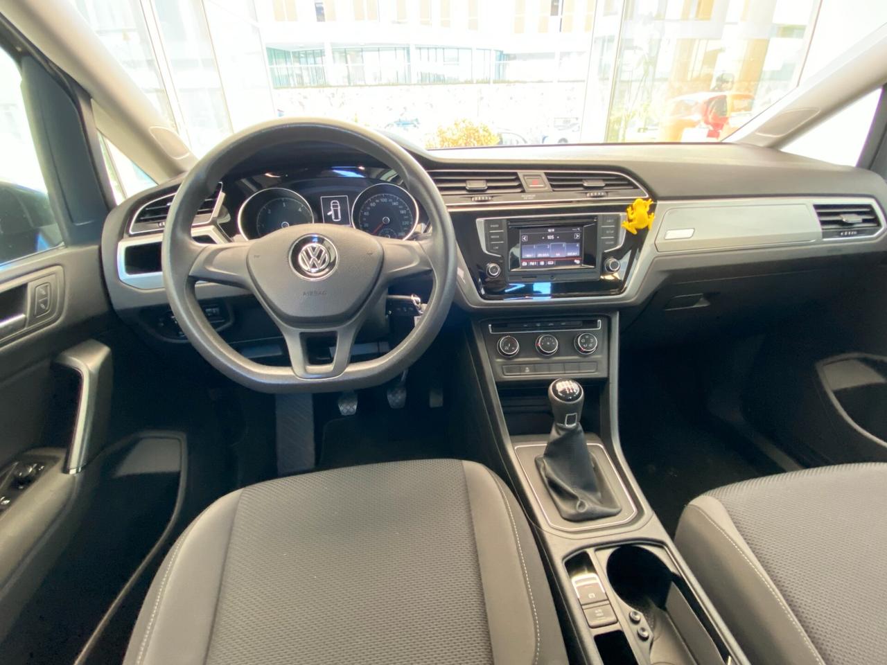 VOLKSWAGEN TOURAN 1.6 TDI COMFORTLINE 7 POSTI