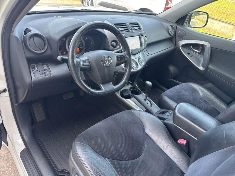 Toyota RAV4 RAV4 2.2 D-4D 4WD Style