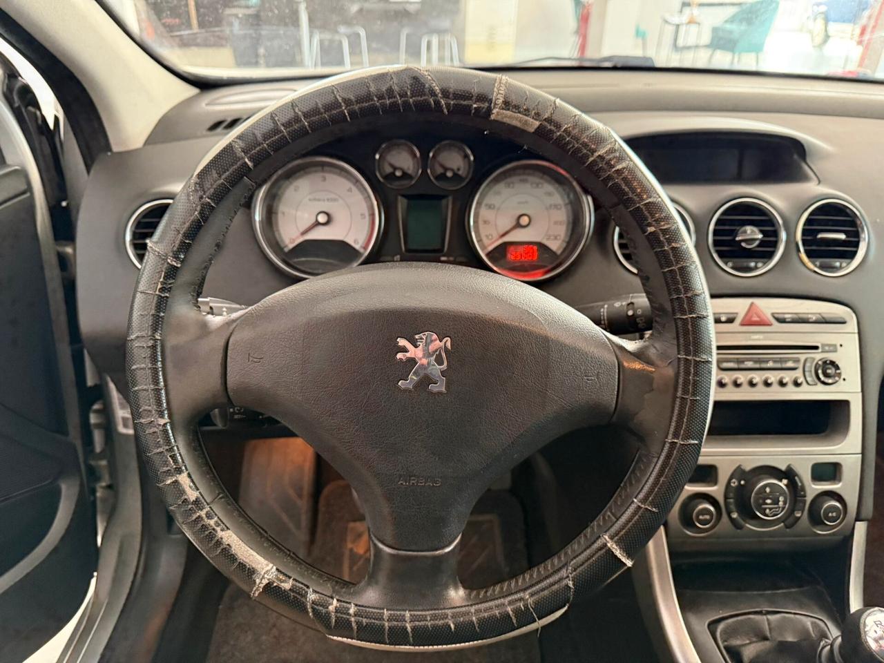 Peugeot 308 1.6 HDi 110CV SW Ciel Féline NEOPATENTATI