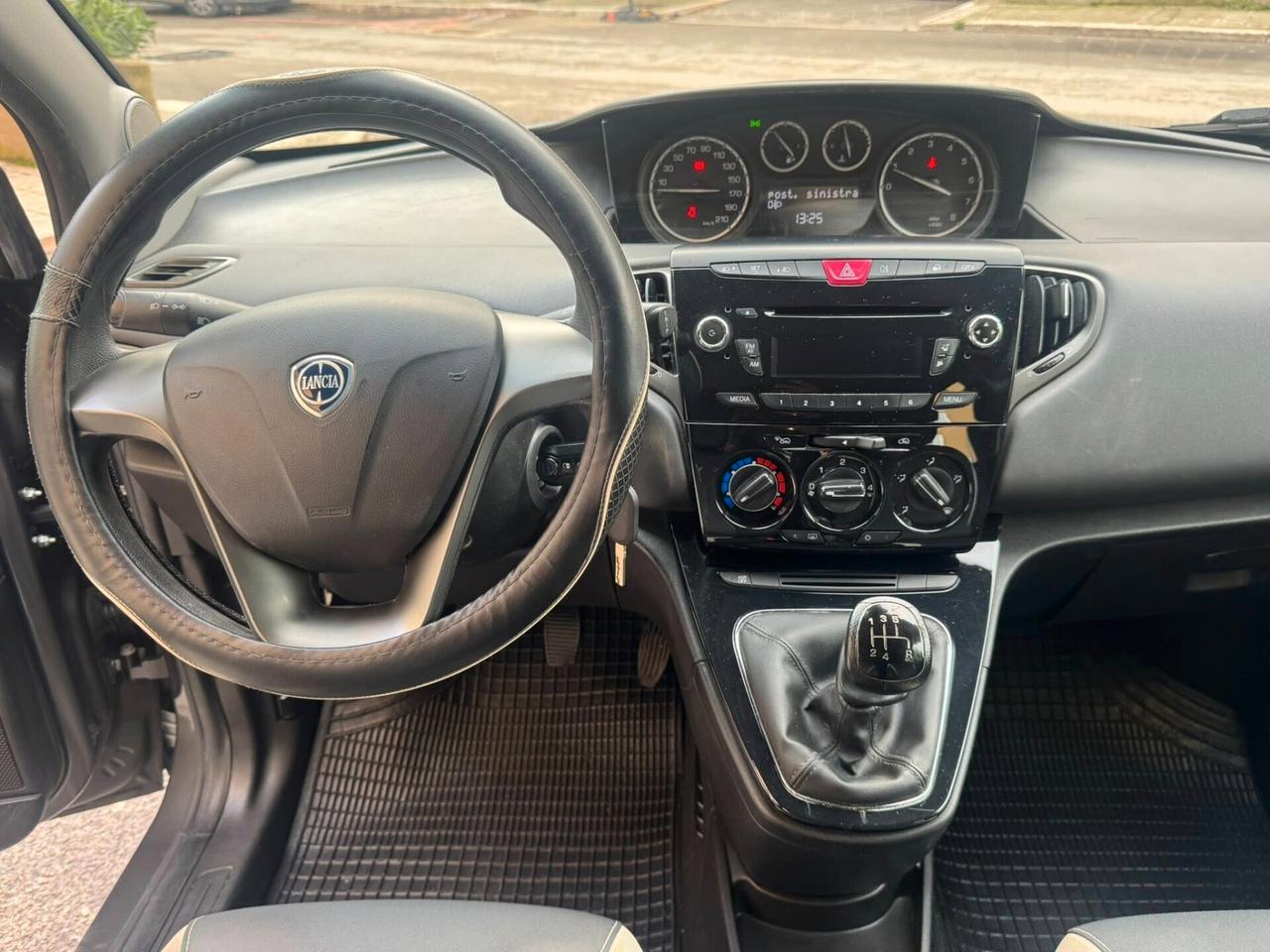 LANCIA YPSILON 1.2 BENZINA GOLD PERFETTA