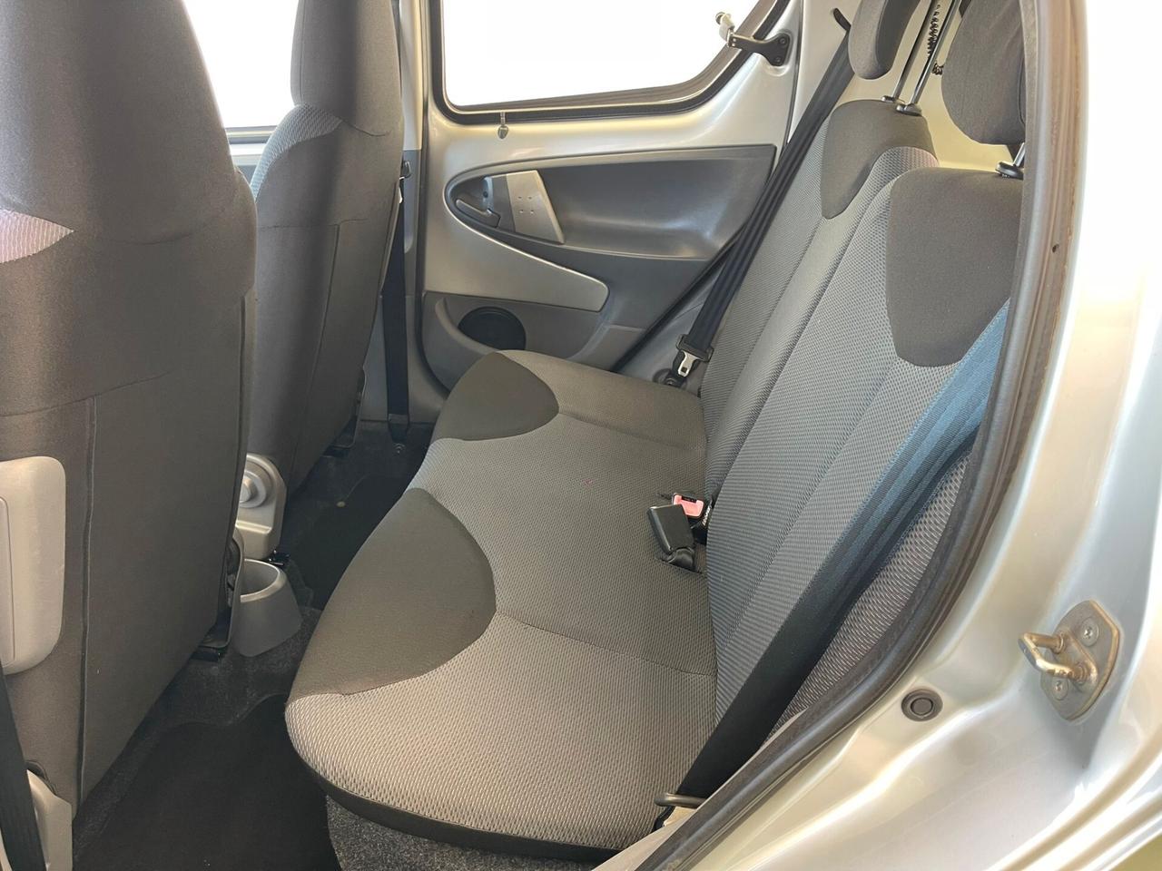 TOYOTA AYGO 1.0 BENZINA 70CV (5 PORTE)