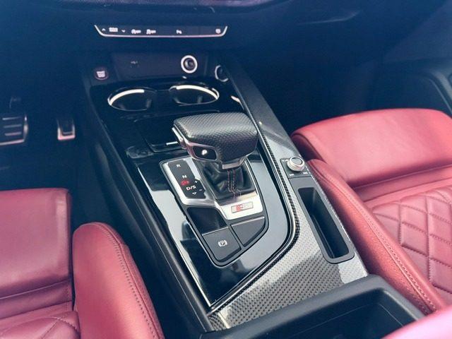 AUDI S4 Avant TDI 347cv Black Edition sport attitude