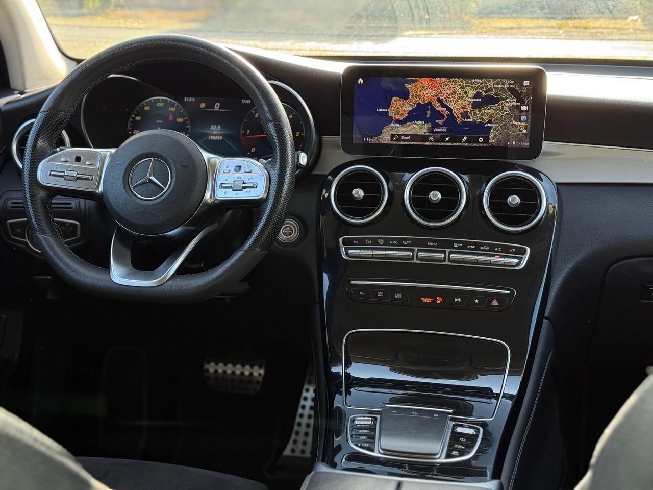 MERCEDES GLC 200d 2021 AMG - Night Edition