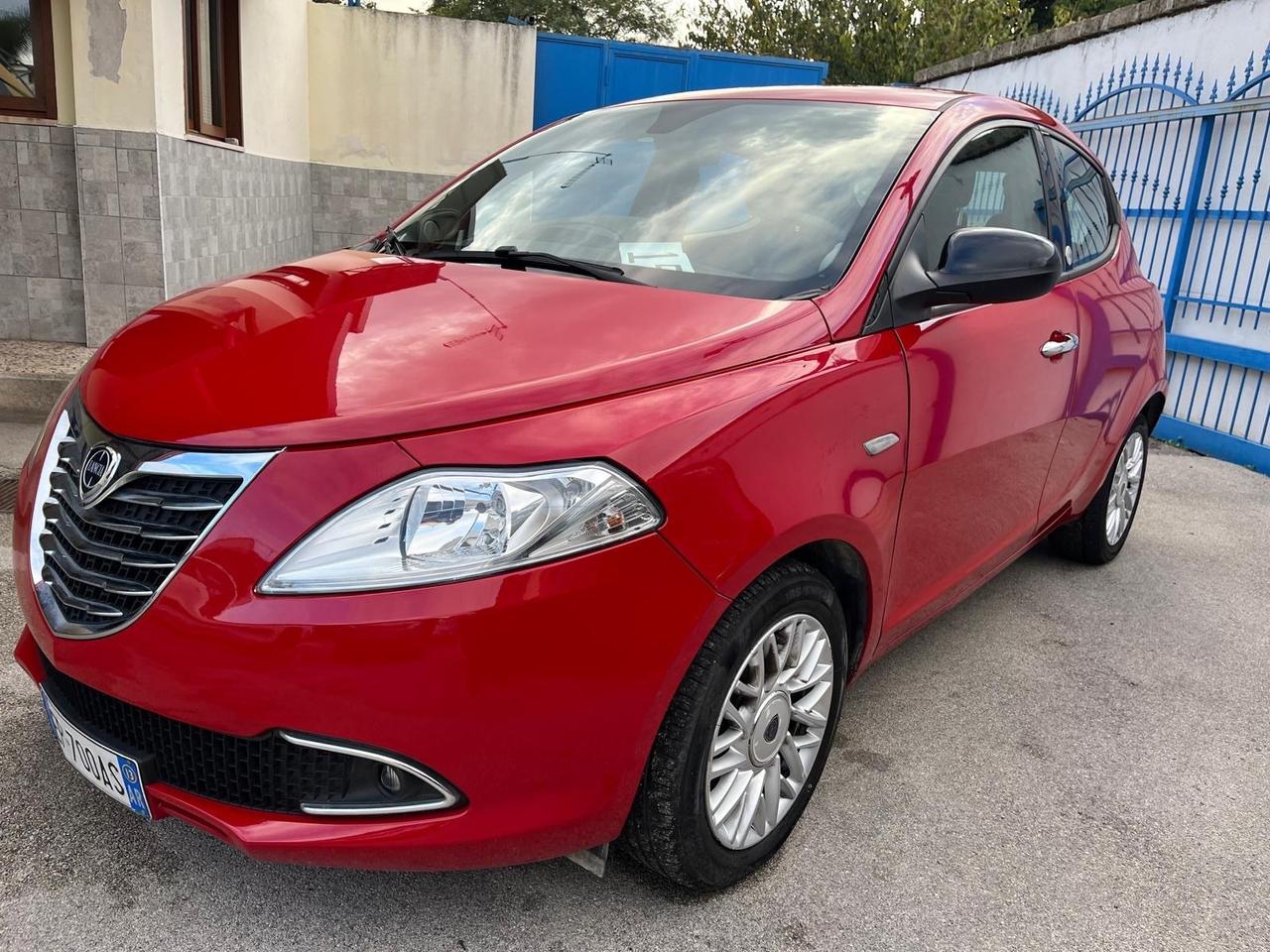 Lancia y-1.2 “ecochic” gpl -full-2013