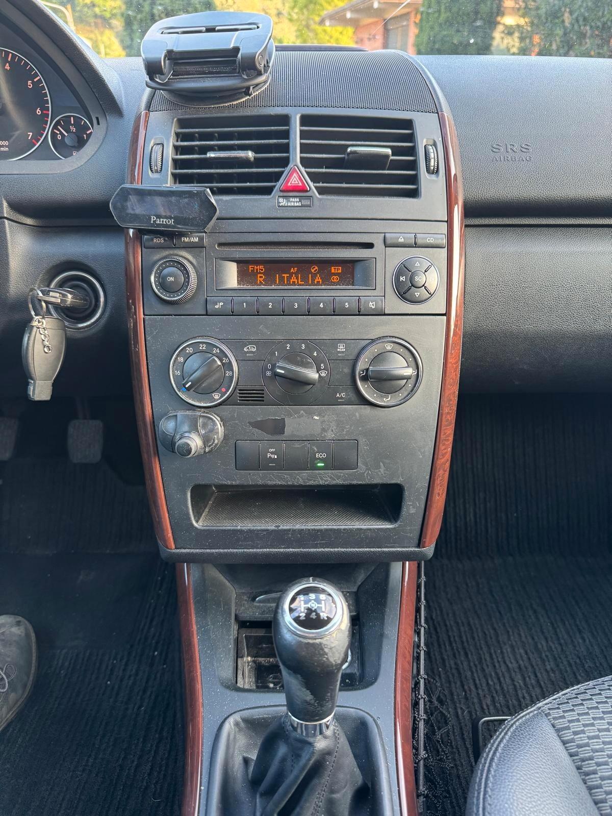 Mercedes-benz A 150 160 BlueEFFICIENCY Avantgarde