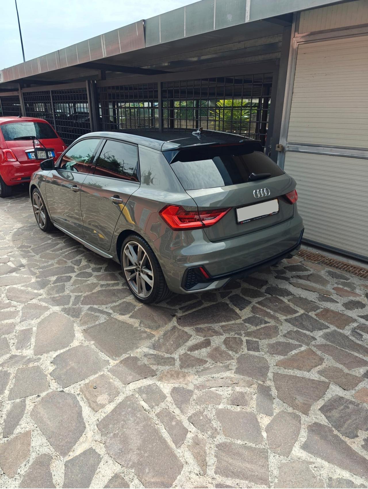 Audi A1 s line